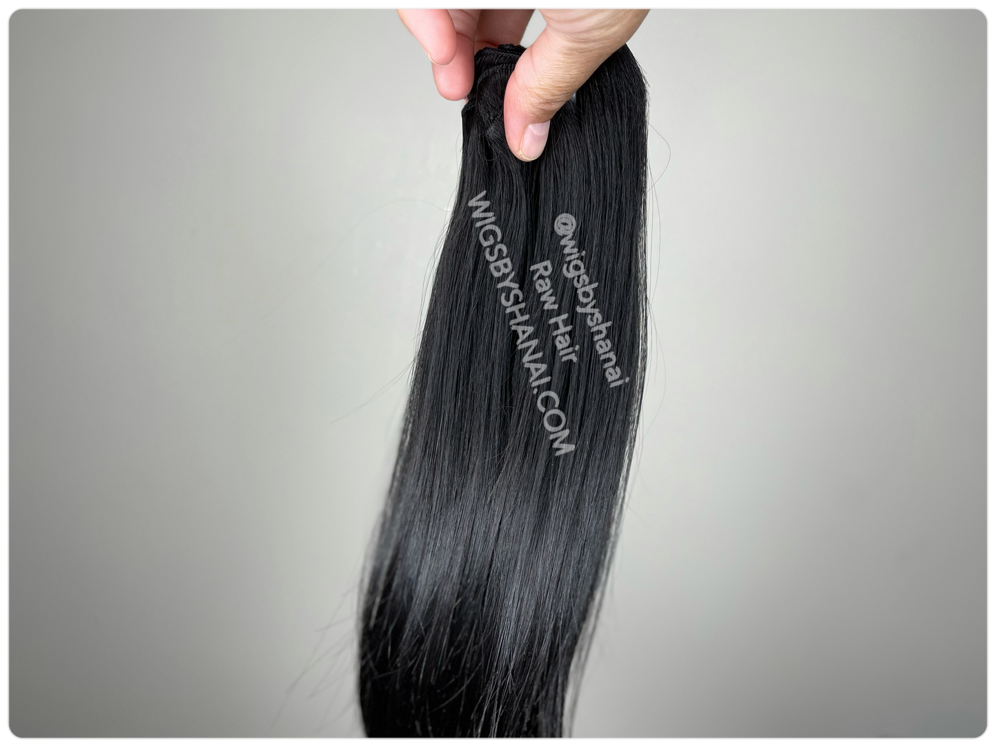 LUXURIOUS HAIR EXTENSION